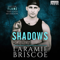 Shadows - A single dad, MMA fighter, new adult romance (Unabridged) - Laramie Briscoe - Hörbuch